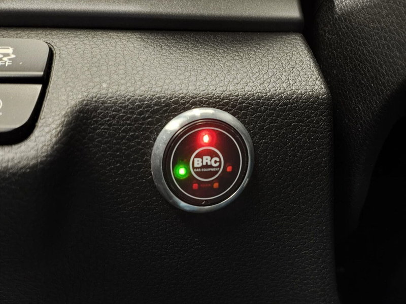 Kia Stonic usata a Brescia (16)