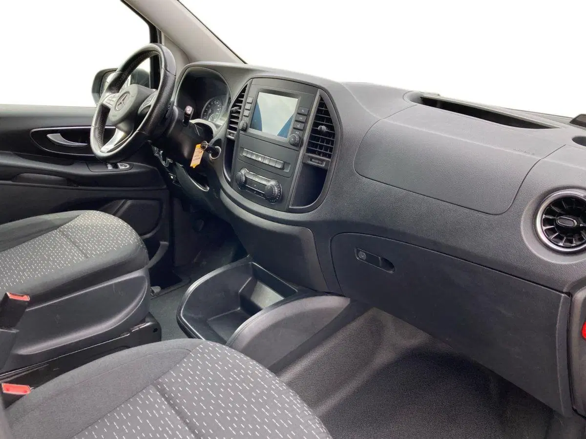 Mercedes-Benz Vito usata a Milano (15)