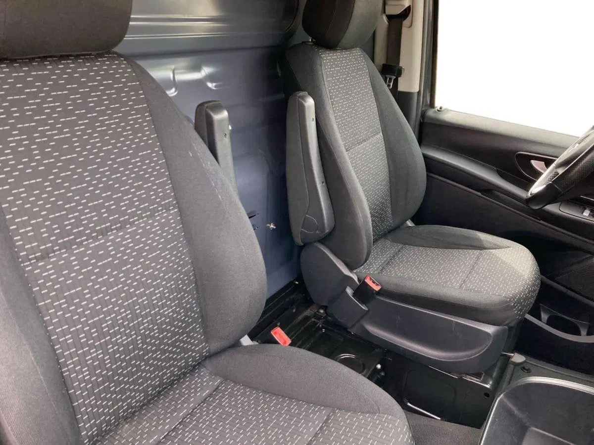 Mercedes-Benz Vito usata a Milano (16)