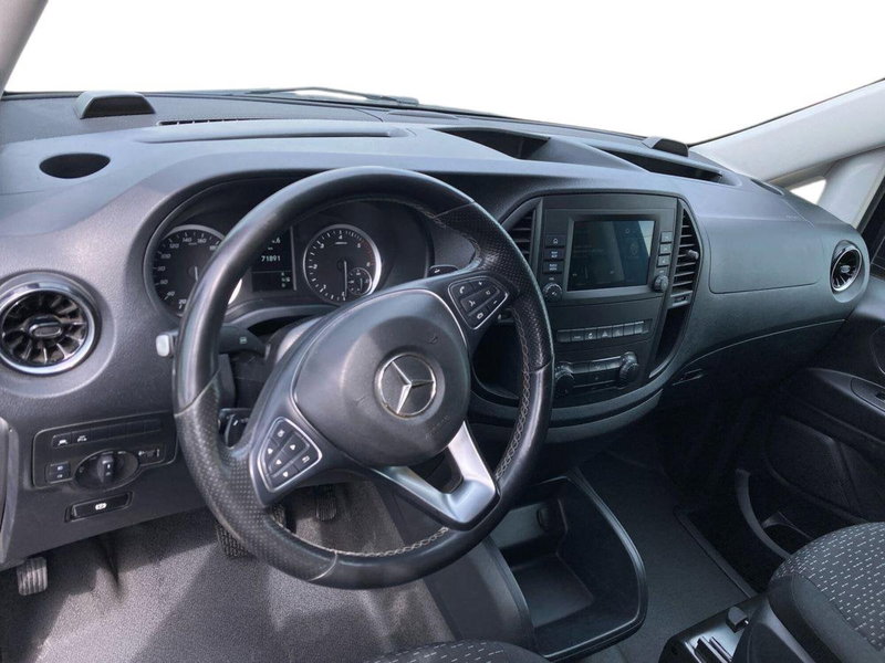 Mercedes-Benz Vito usata a Milano (9)