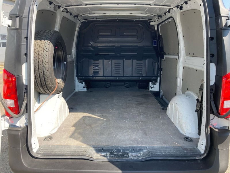 Mercedes-Benz Vito usata a Milano (8)