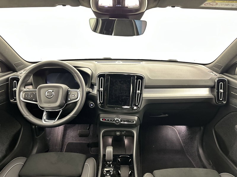 Volvo XC40 usata a Bergamo (4)