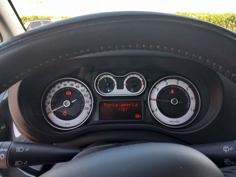 Fiat 500L usata a Lucca (15)