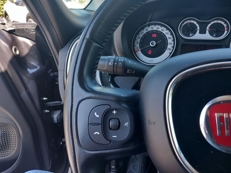 Fiat 500L usata a Lucca (19)