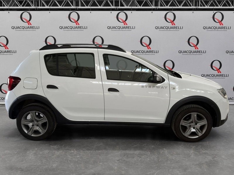 Dacia Sandero usata a Milano (3)