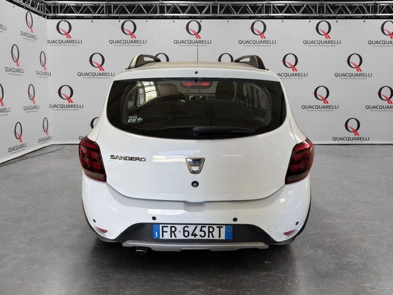 Dacia Sandero usata a Milano (5)