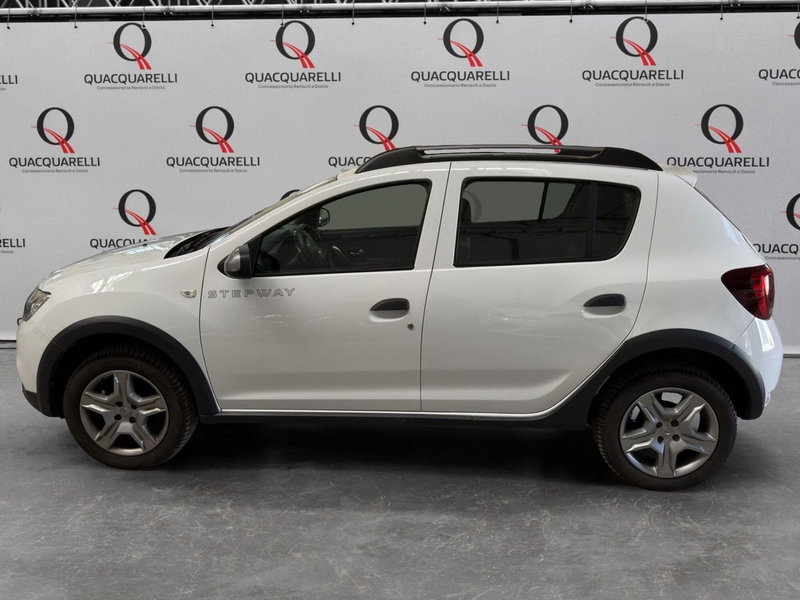 Dacia Sandero usata a Milano (7)