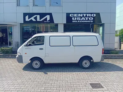 Kia Pregio 2.5 TDI cat GS Air Furgone 6 posti del 2004 usata a Brescia