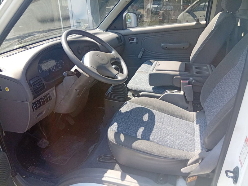 Kia Pregio usata a Brescia (12)