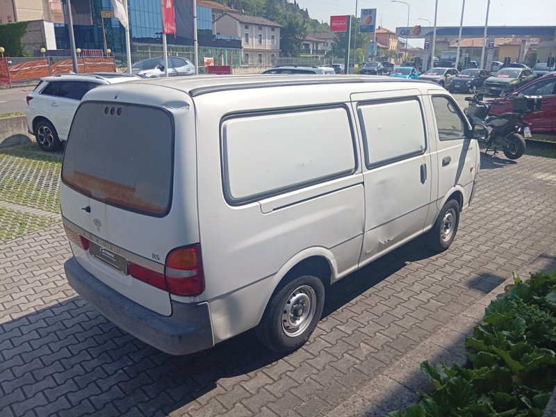 Kia Pregio usata a Brescia (5)