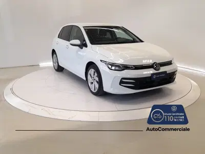 Volkswagen Golf 1.5 tsi ehybrid Edition 204cv dsg del 2025 usata a Bologna