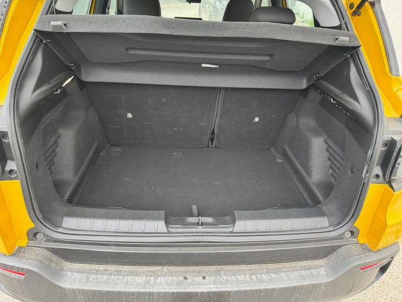 Jeep Avenger usata a Salerno (10)