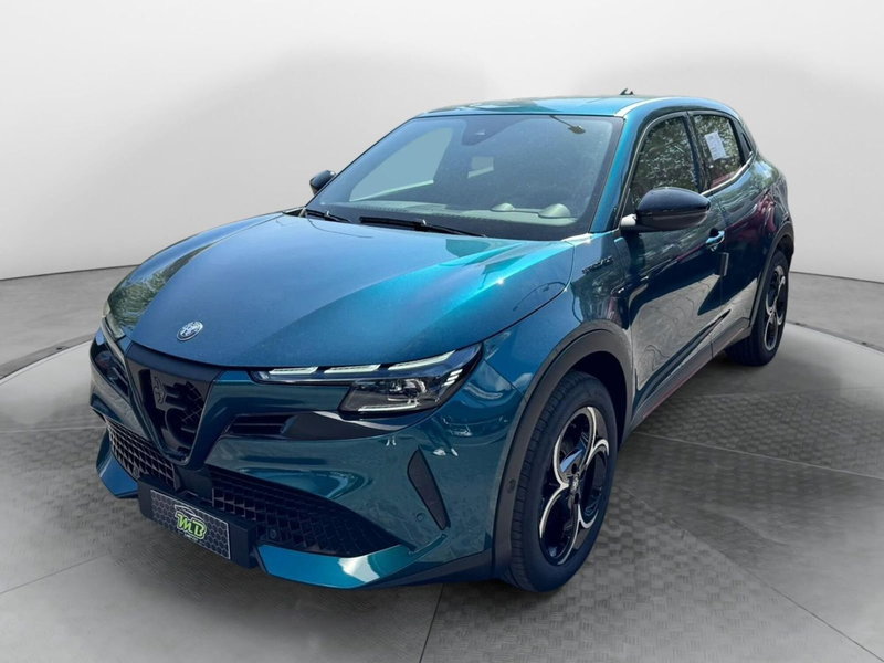 Alfa Romeo Junior nuova a Salerno