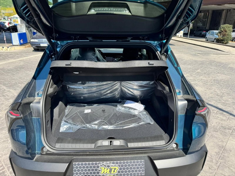 Alfa Romeo Junior nuova a Salerno (10)