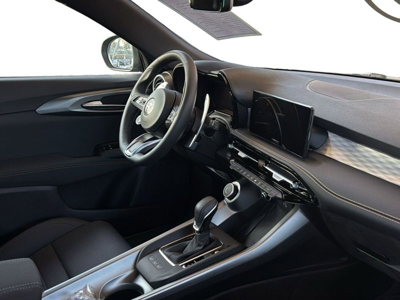Alfa Romeo Tonale nuova a Salerno (8)