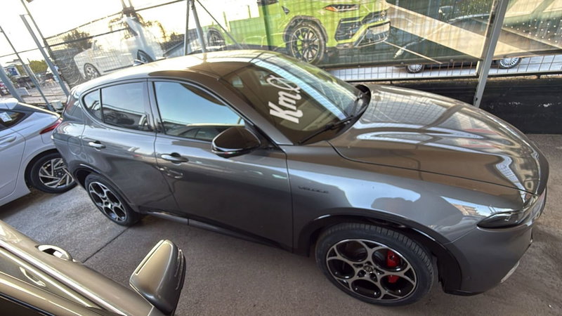 Alfa Romeo Tonale nuova a Salerno (9)