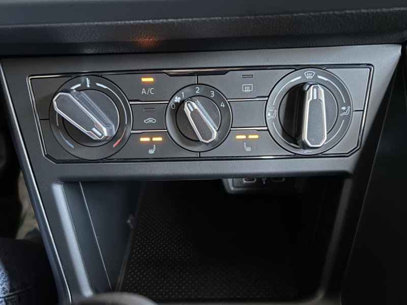 Volkswagen Polo nuova a Cuneo (12)