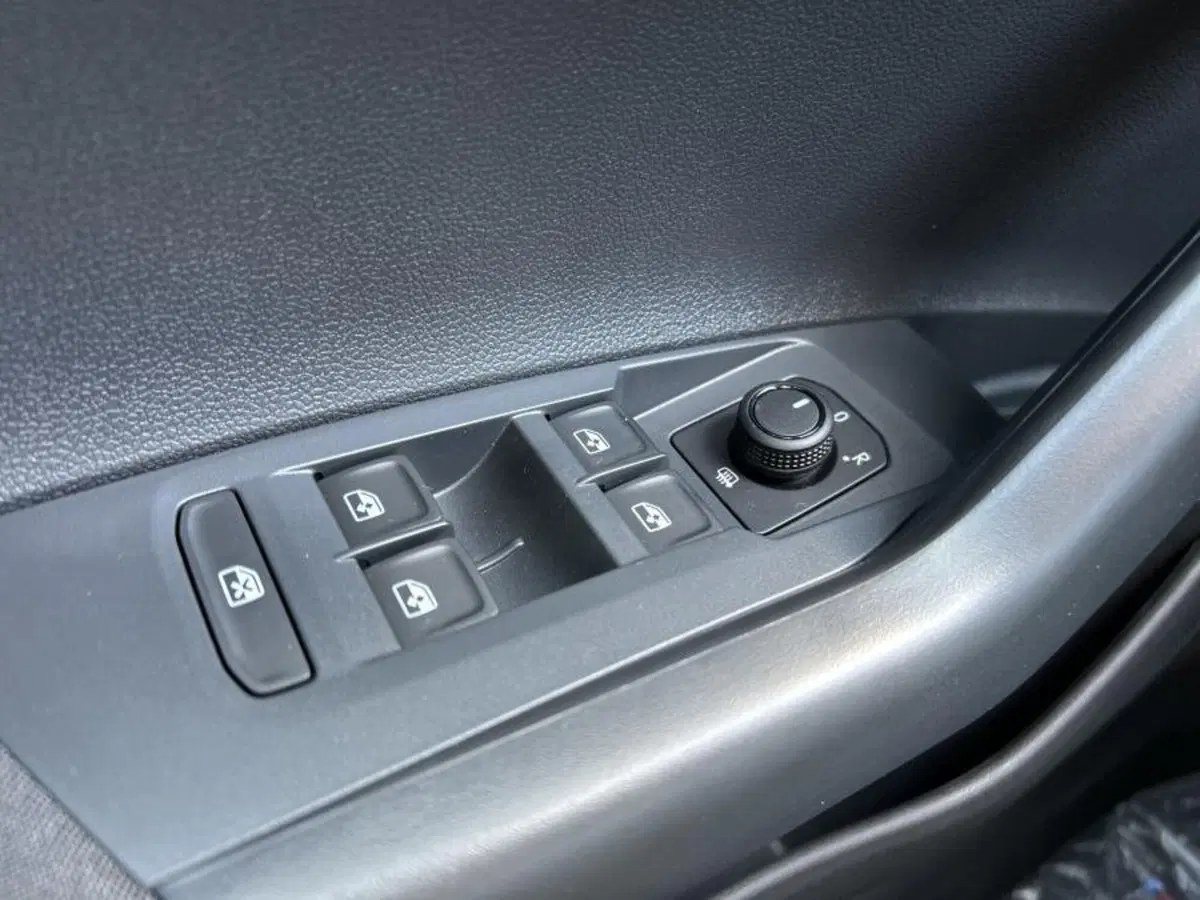 Volkswagen Polo nuova a Cuneo (18)