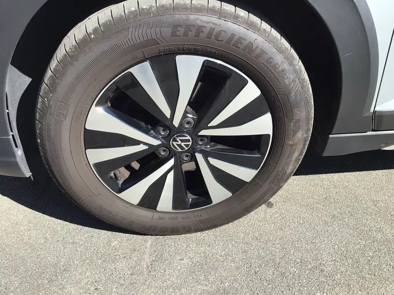 Volkswagen Taigo usata a Genova (9)