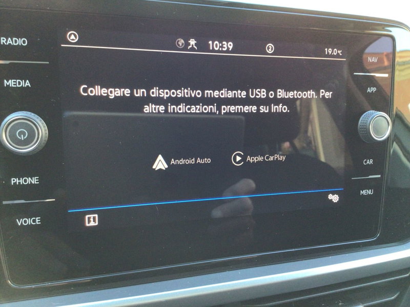 Volkswagen T-Roc usata a Genova (17)