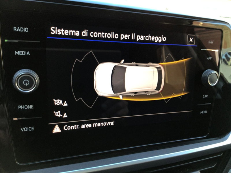Volkswagen T-Roc usata a Genova (19)