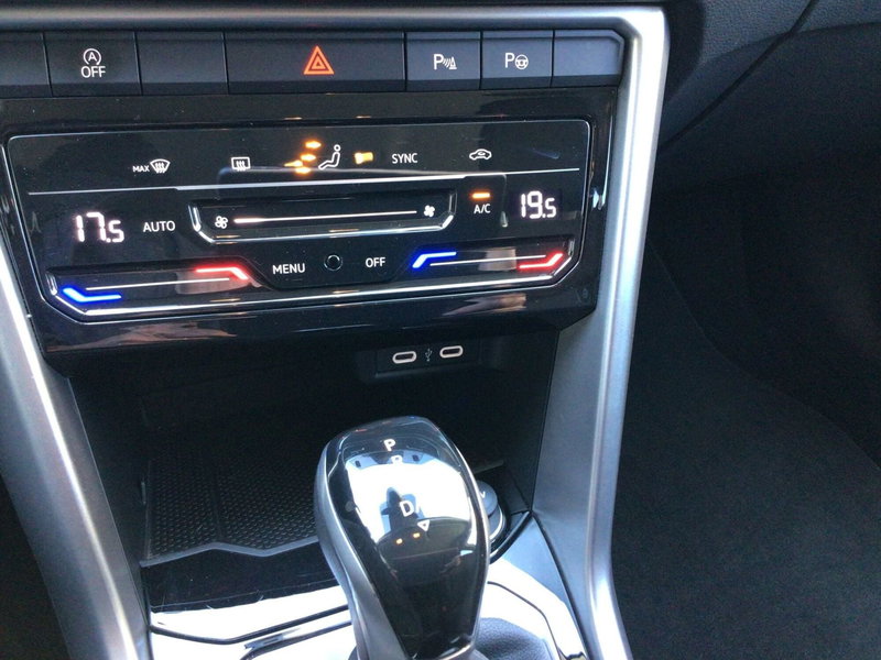 Volkswagen T-Roc usata a Genova (20)
