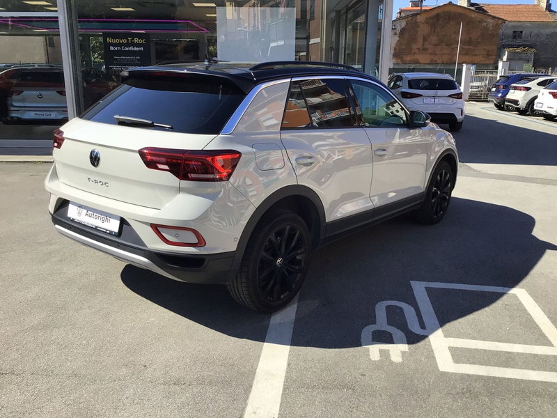 Volkswagen T-Roc usata a Genova (5)