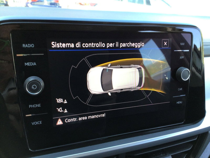 Volkswagen T-Roc usata a Genova (19)