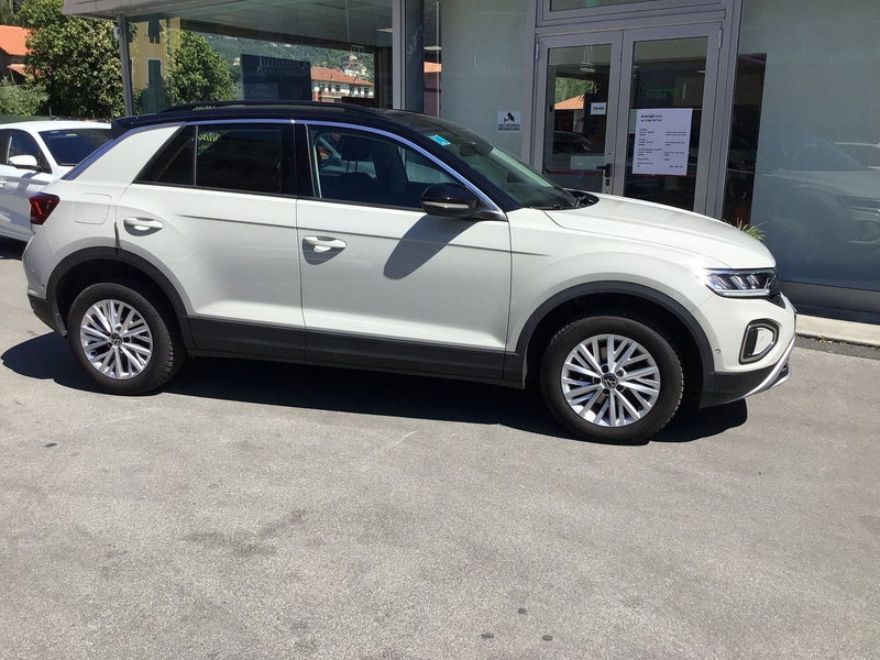Volkswagen T-Roc usata a Genova (4)