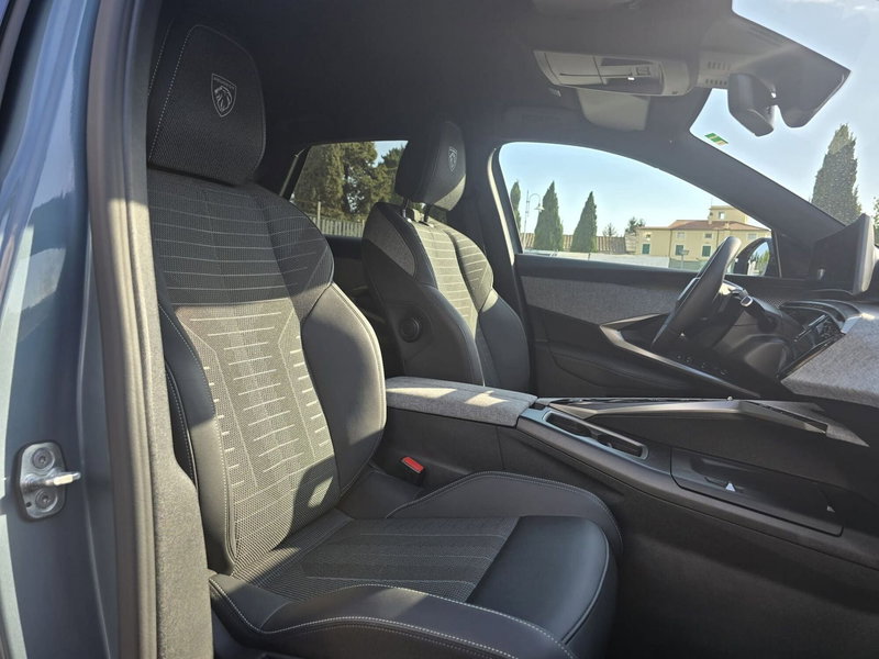 Peugeot 3008 usata a Massa-Carrara (5)