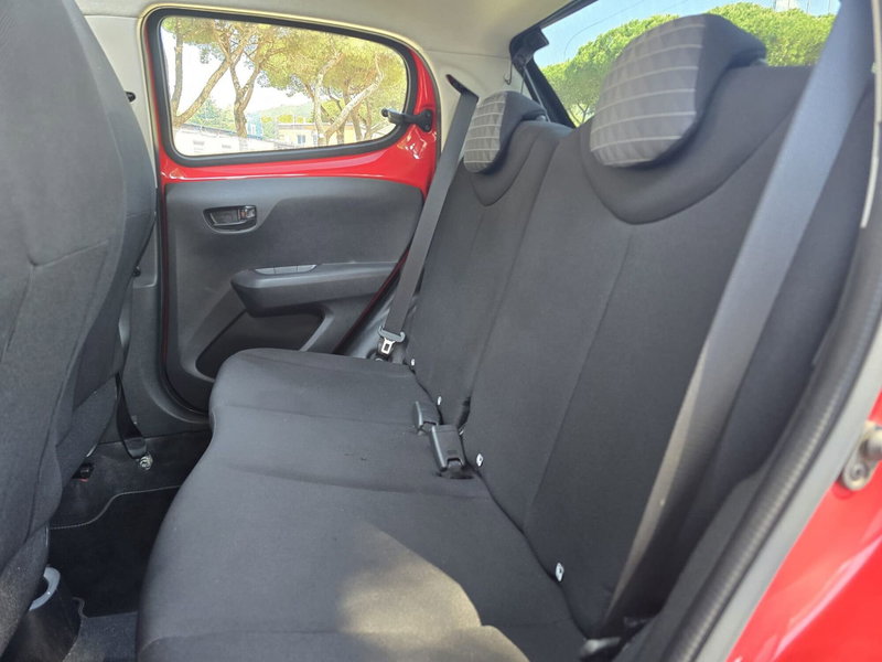 Peugeot 108 usata a Massa-Carrara (14)