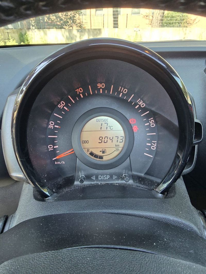 Peugeot 108 usata a Massa-Carrara (9)