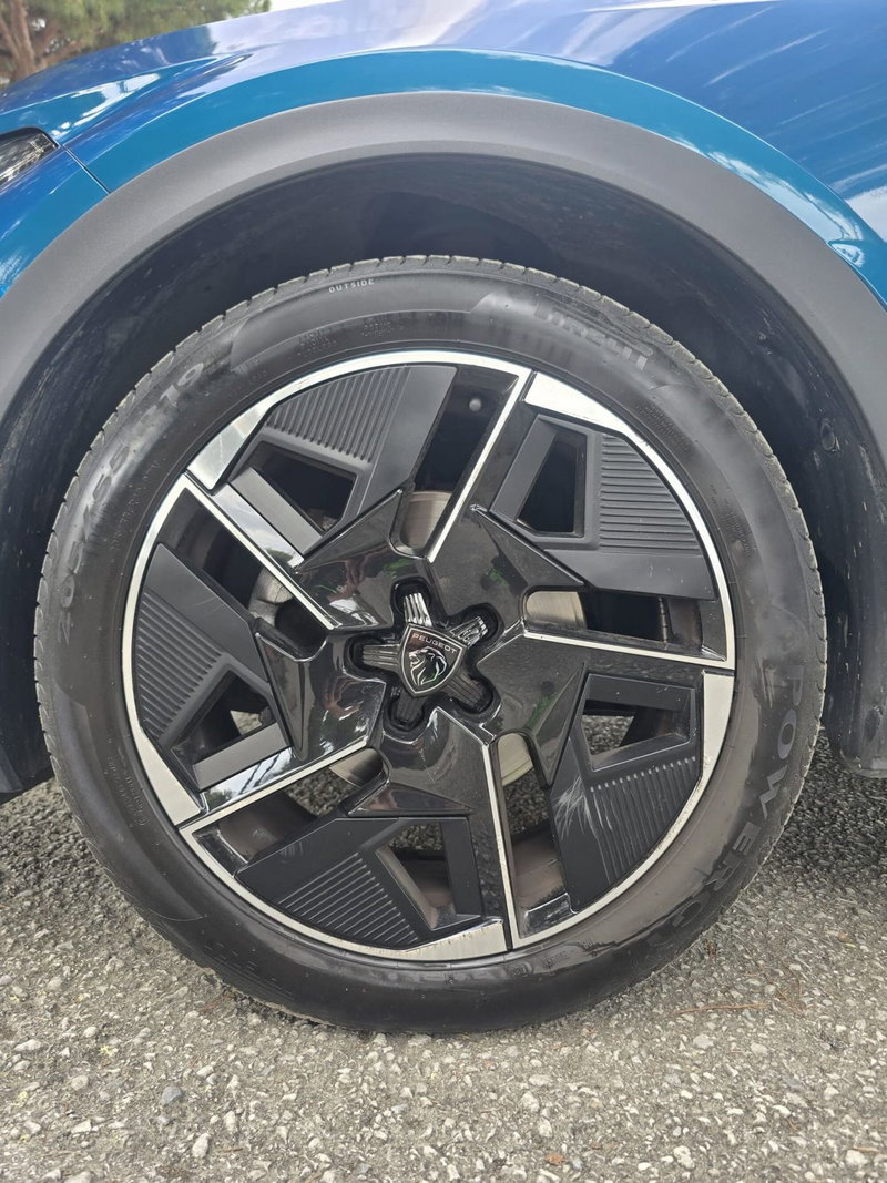 Peugeot 408 usata a Massa-Carrara (16)