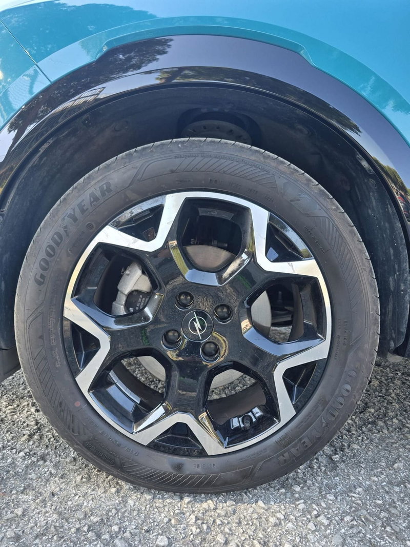 Opel Mokka usata a Massa-Carrara (16)