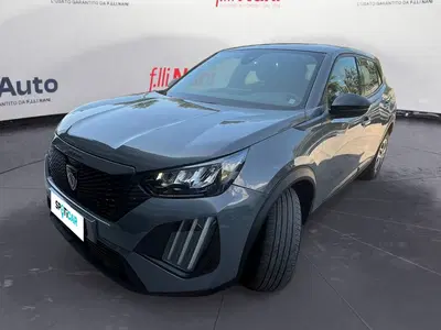Peugeot 2008 1.2 puretech Active s&amp;s 100cv del 2023 usata a Massa