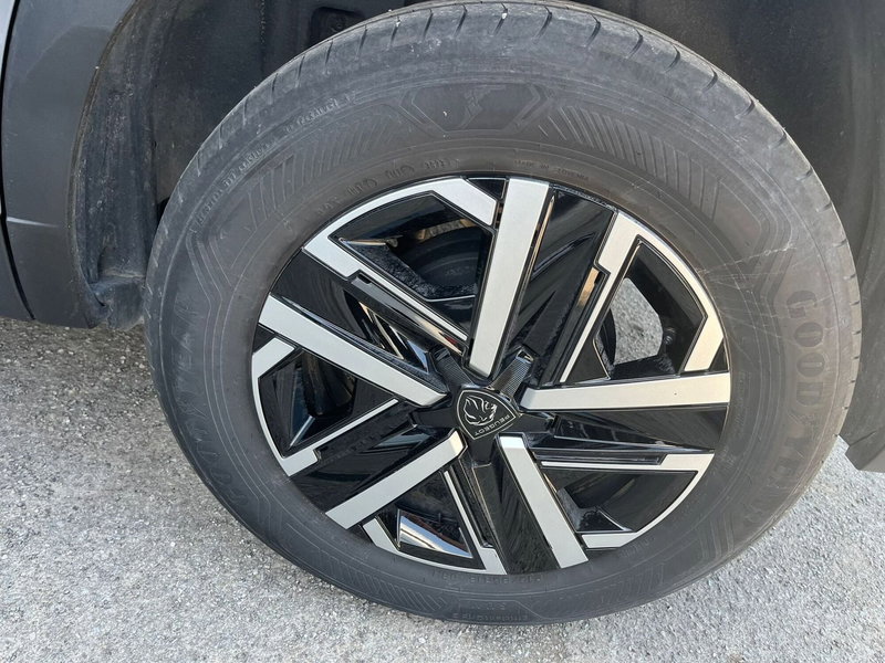 Peugeot 2008 usata a Massa-Carrara (13)