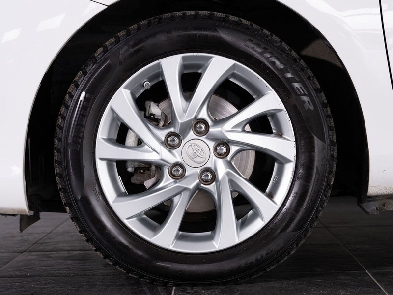 Toyota Auris usata a Foggia (14)