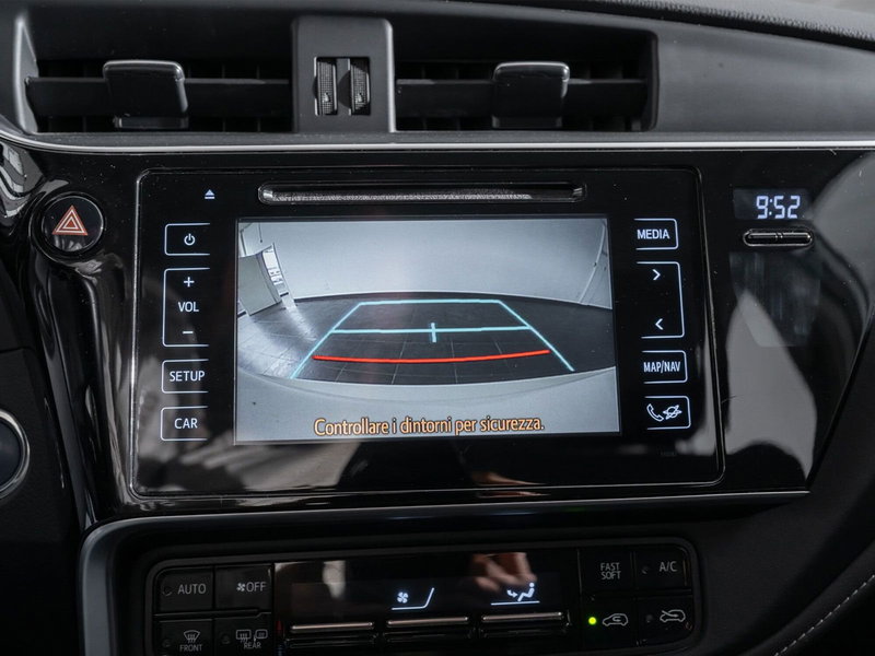 Toyota Auris usata a Foggia (15)