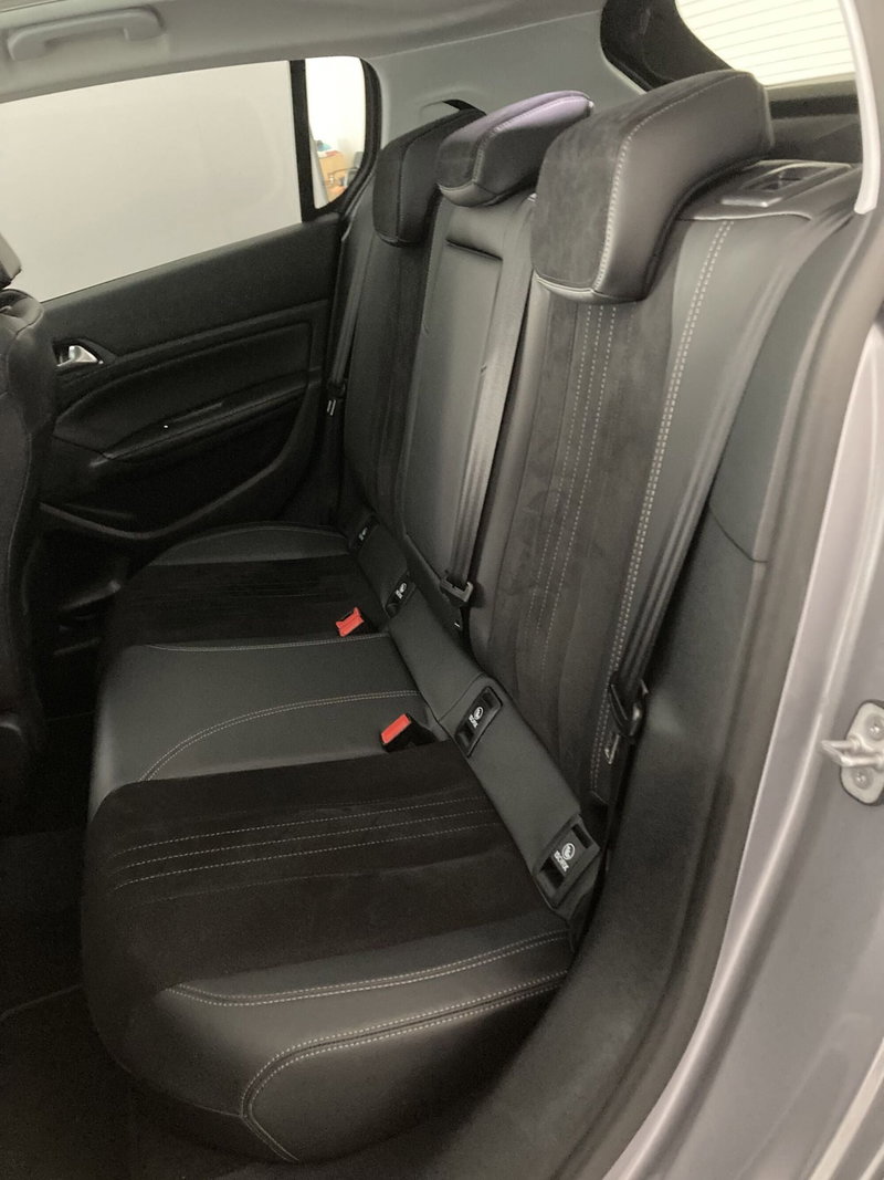 Peugeot 308 SW usata a Barletta-Andria-Trani (16)