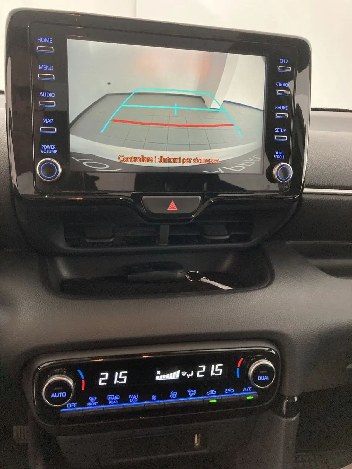 Toyota Yaris usata a Barletta-Andria-Trani (10)