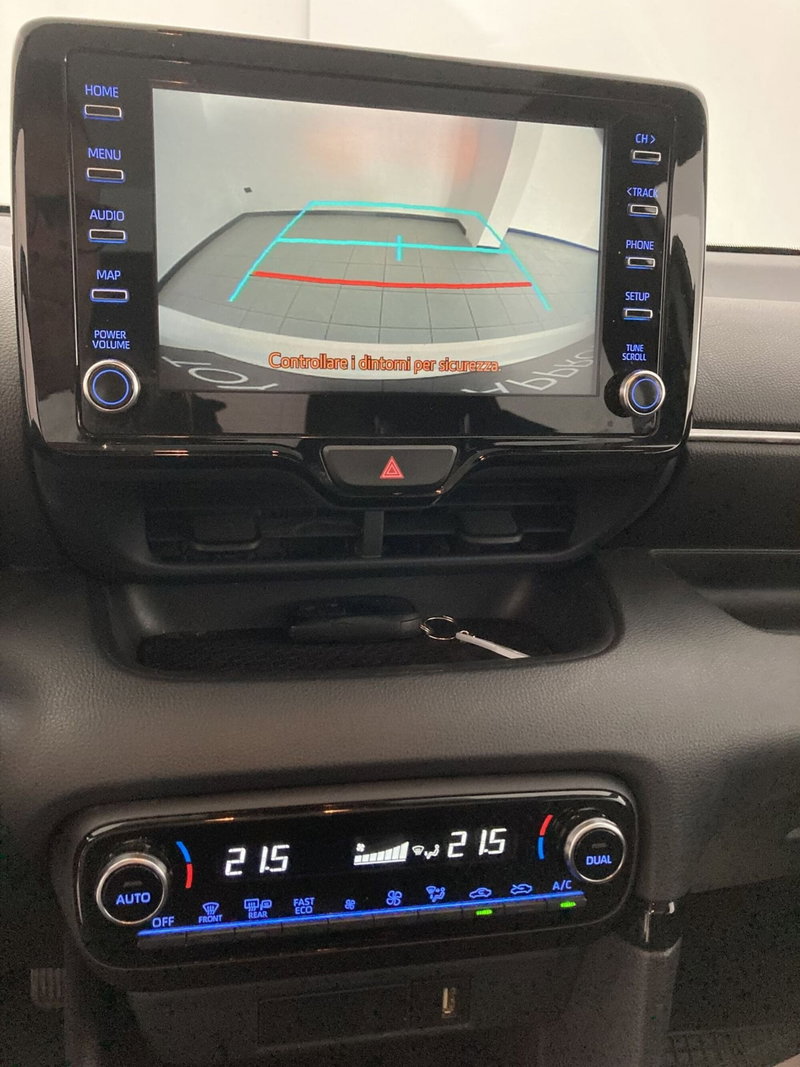 Toyota Yaris usata a Barletta-Andria-Trani (10)