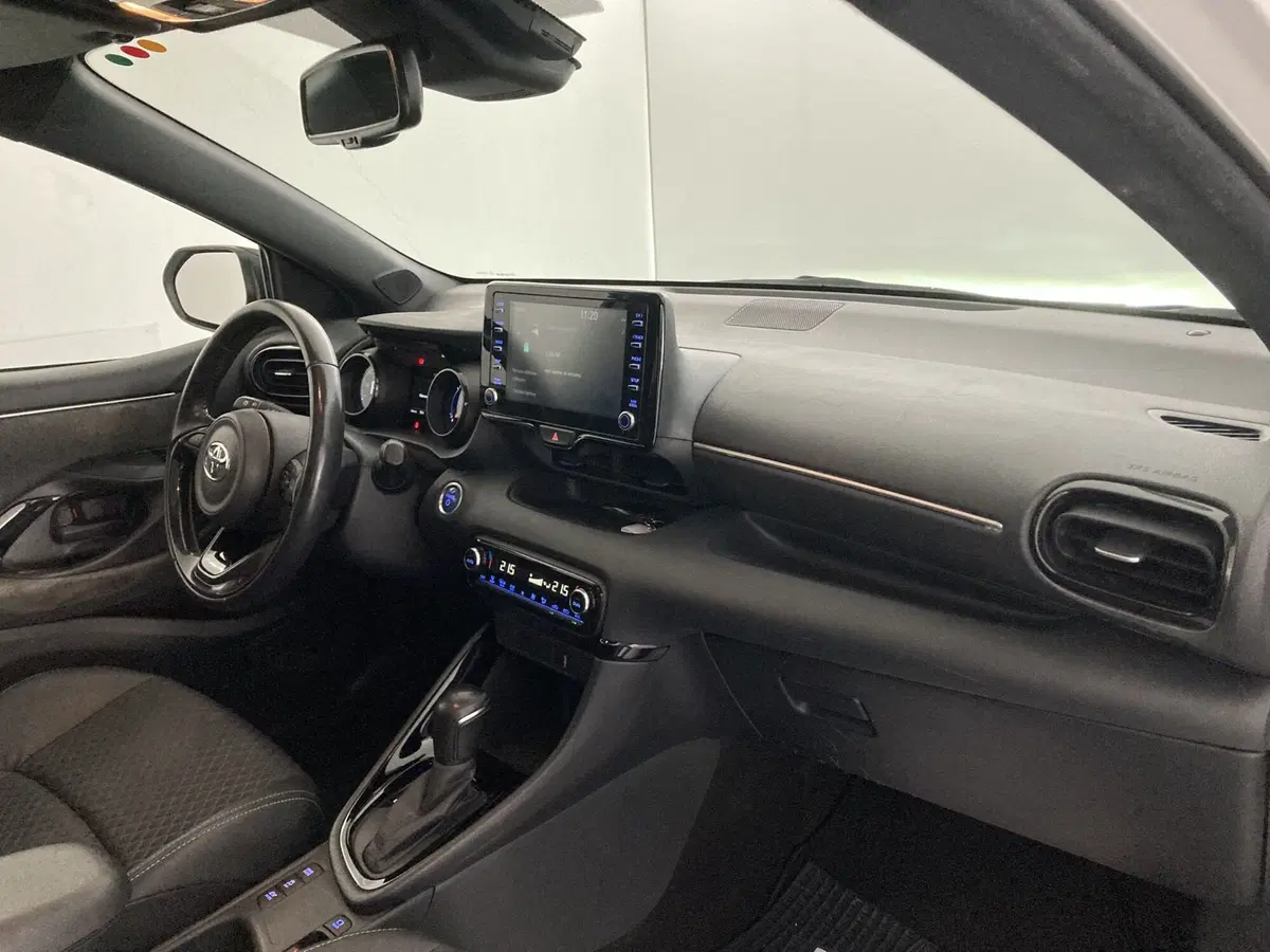 Toyota Yaris usata a Barletta-Andria-Trani (15)
