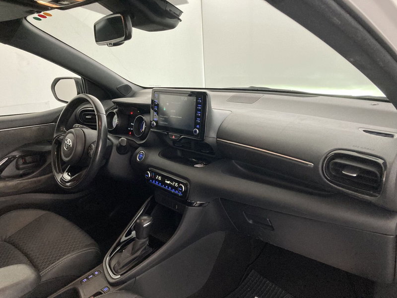 Toyota Yaris usata a Barletta-Andria-Trani (15)