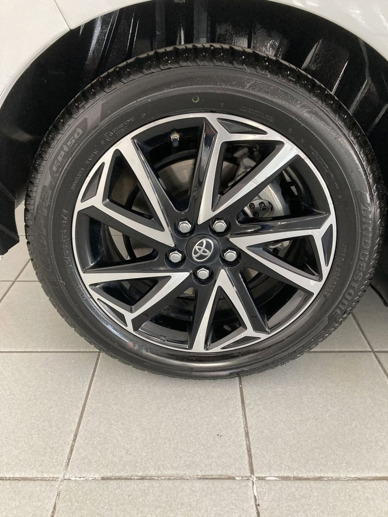 Toyota Yaris usata a Barletta-Andria-Trani (16)