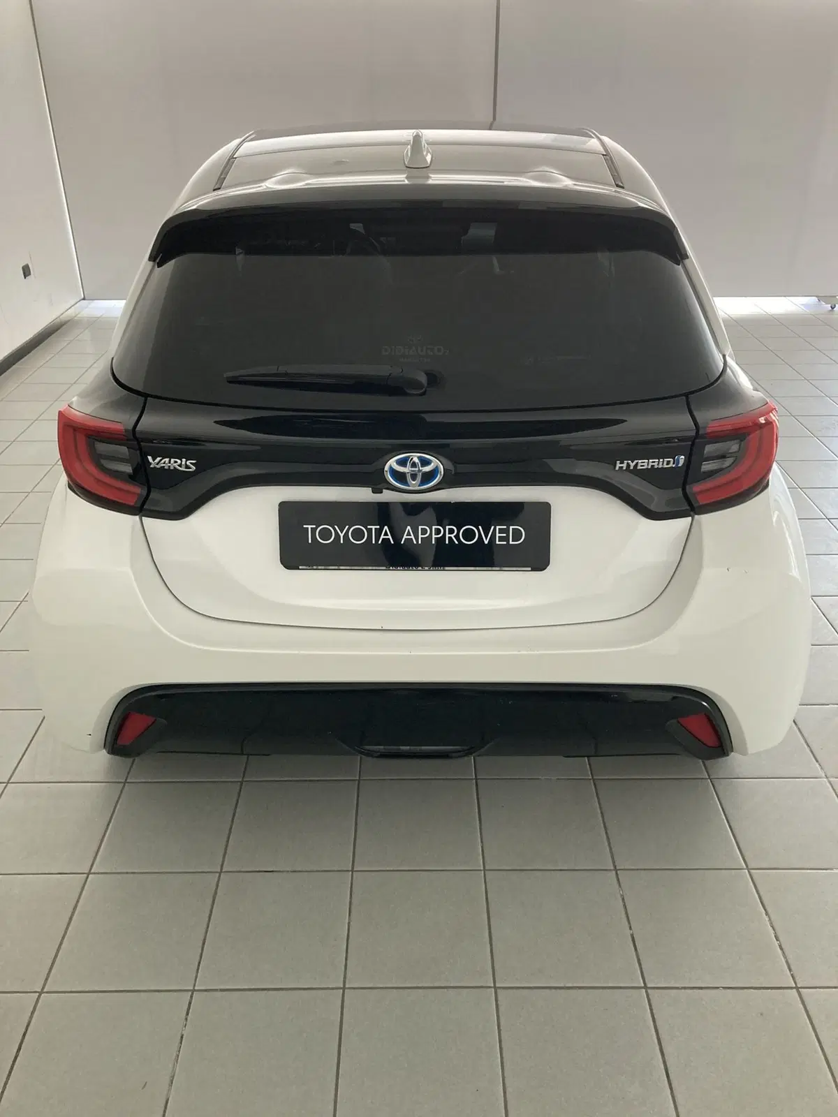 Toyota Yaris usata a Barletta-Andria-Trani (4)
