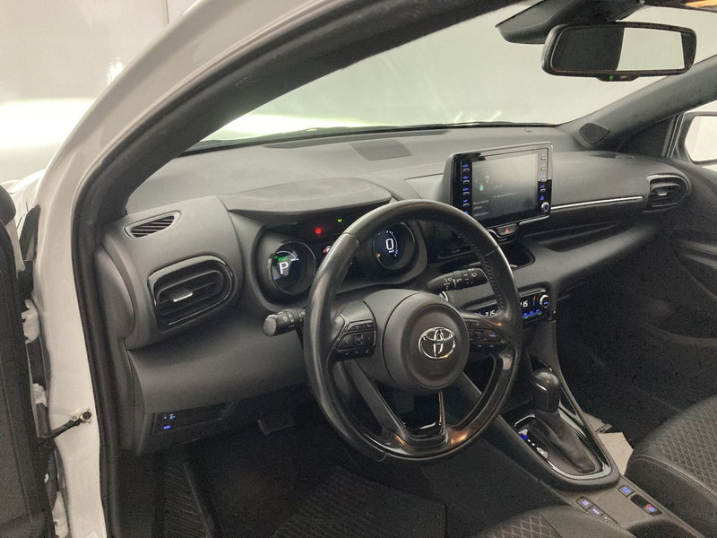 Toyota Yaris usata a Barletta-Andria-Trani (5)