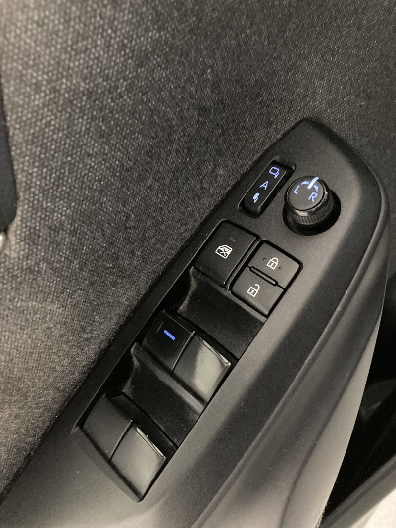 Toyota Yaris usata a Barletta-Andria-Trani (7)