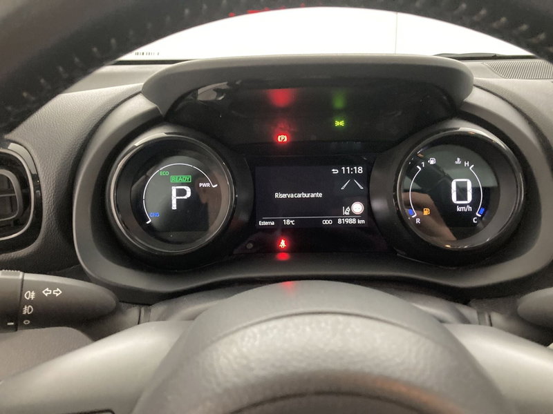 Toyota Yaris usata a Barletta-Andria-Trani (8)