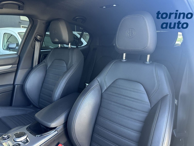 Alfa Romeo Stelvio usata a Torino (11)