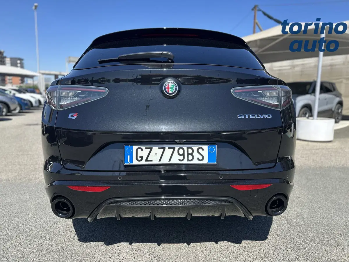 Alfa Romeo Stelvio usata a Torino (6)